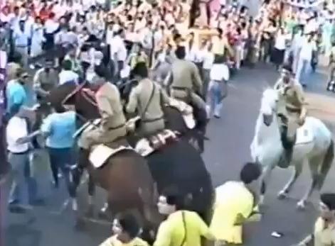 Cavalos de Álvaro Dias e bombas de Beto Richa