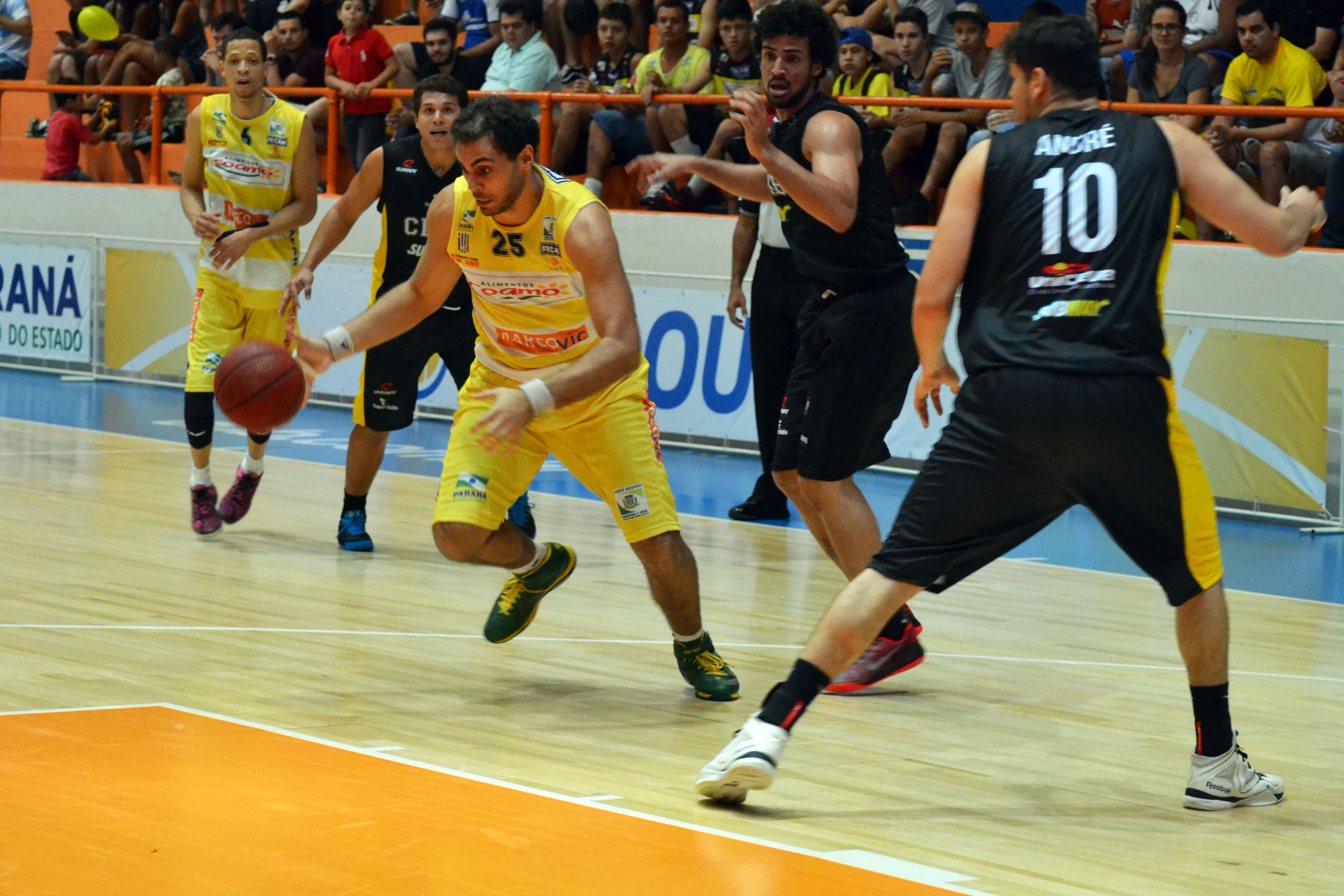 Campo Mourão x CEUB (Primeiro Jogo) 5