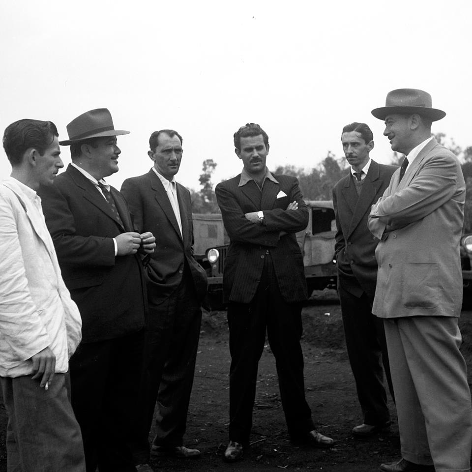 Governador Bento Munhoz da Rocha Netto e personalidades da época, entre elas, o prefeito Silvino Lopes de Oliveira.