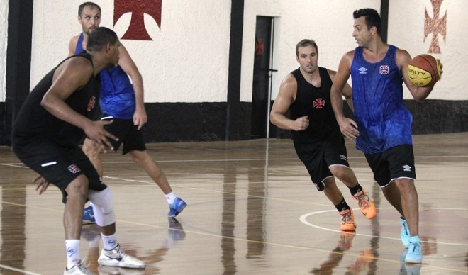 Vasco da Gama está treinando para a Liga Ouro 2016